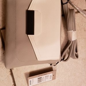 Crossbody purse